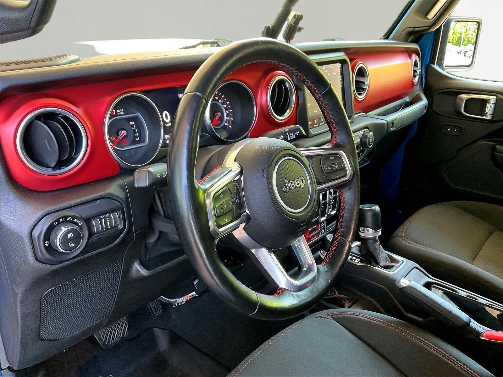 Used 2021 Jeep Gladiator Rubicon AWD/4WD image 18