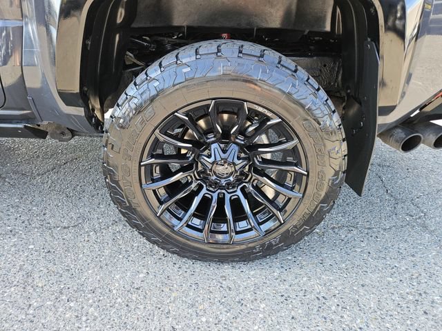 Used 2024 Toyota Tacoma TRD Pro AWD/4WD image 16