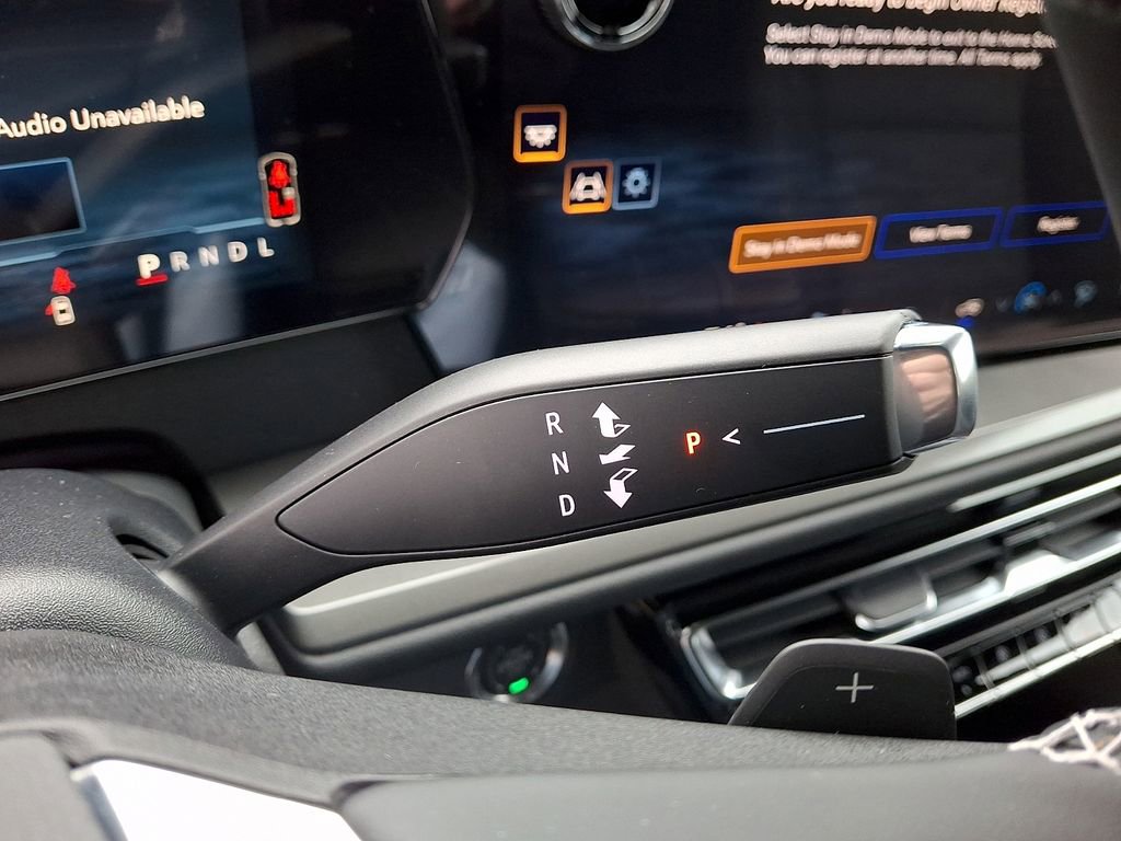 New 2026 Chevrolet Traverse LT w/ LPO, Floor Liner Package FWD image 11