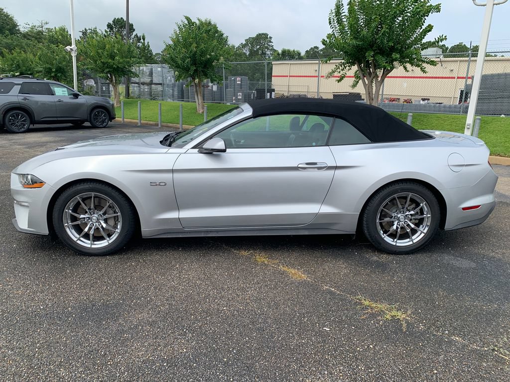 Used 2019 Ford Mustang GT Premium RWD image 6