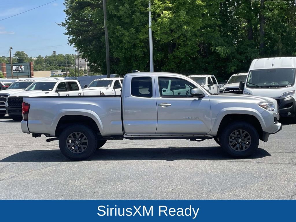Used 2022 Toyota Tacoma SR5 w/ Technology Package RWD image 9