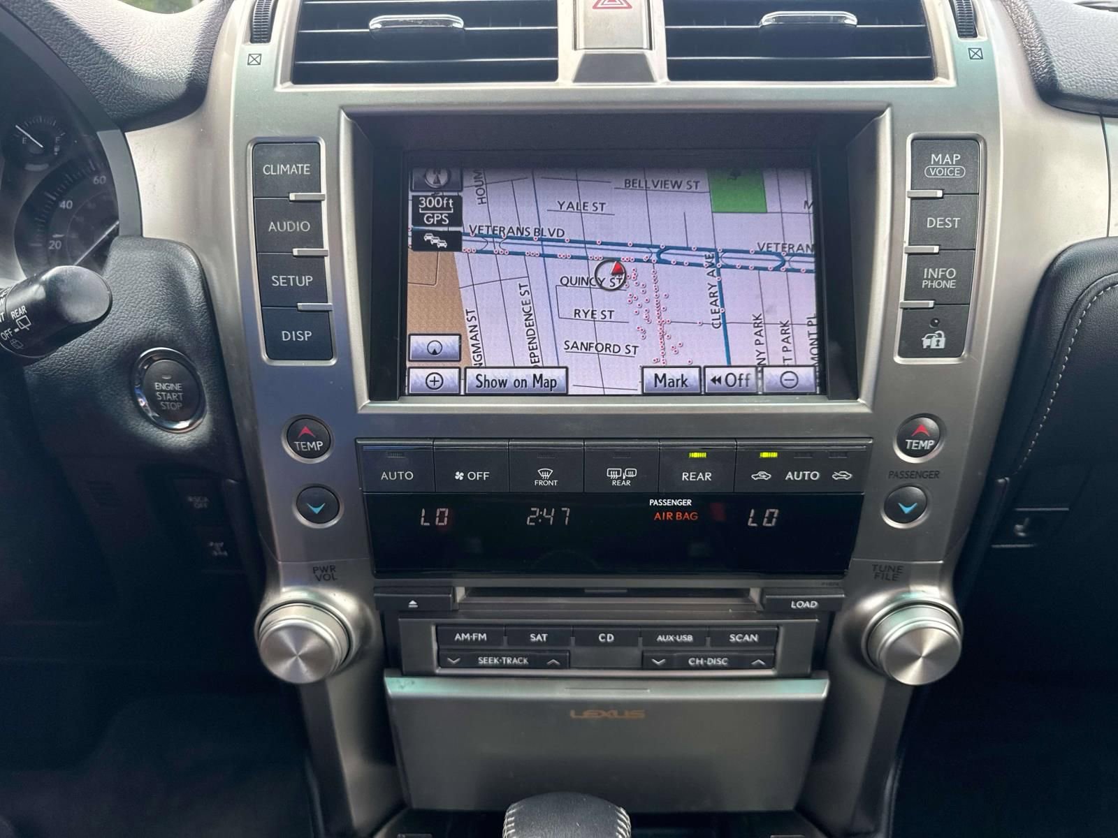 Used 2013 Lexus GX 460 image 25