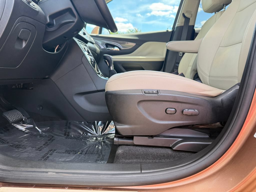Used 2017 Buick Encore Premium AWD/4WD image 21