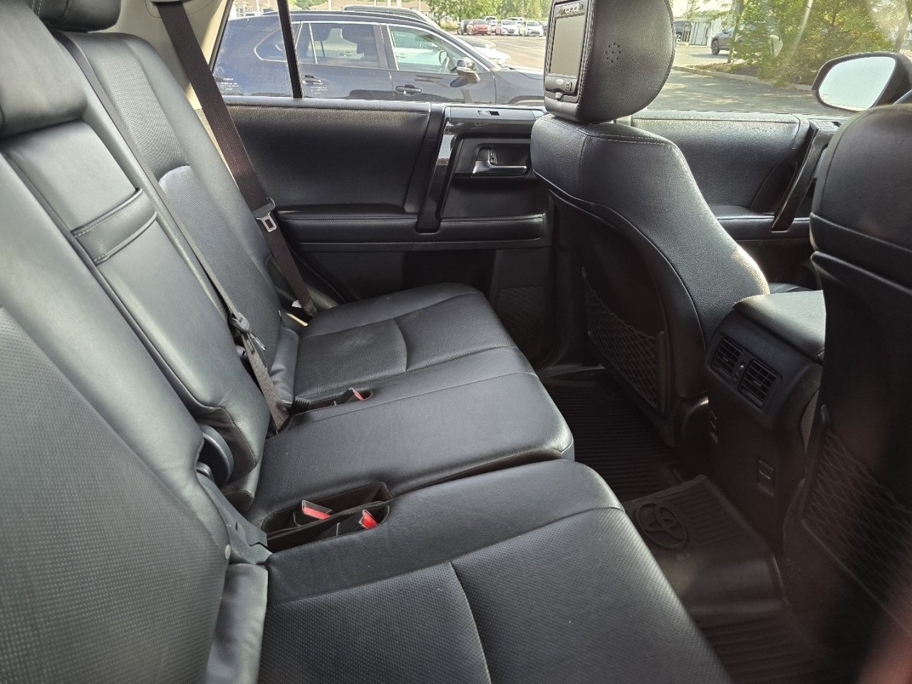 Used 2019 Toyota 4Runner Limited AWD/4WD image 12