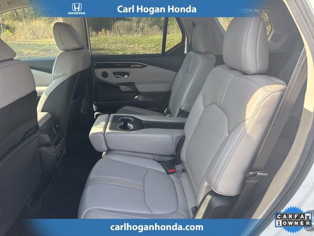 Used 2024 Honda Pilot Touring image 13