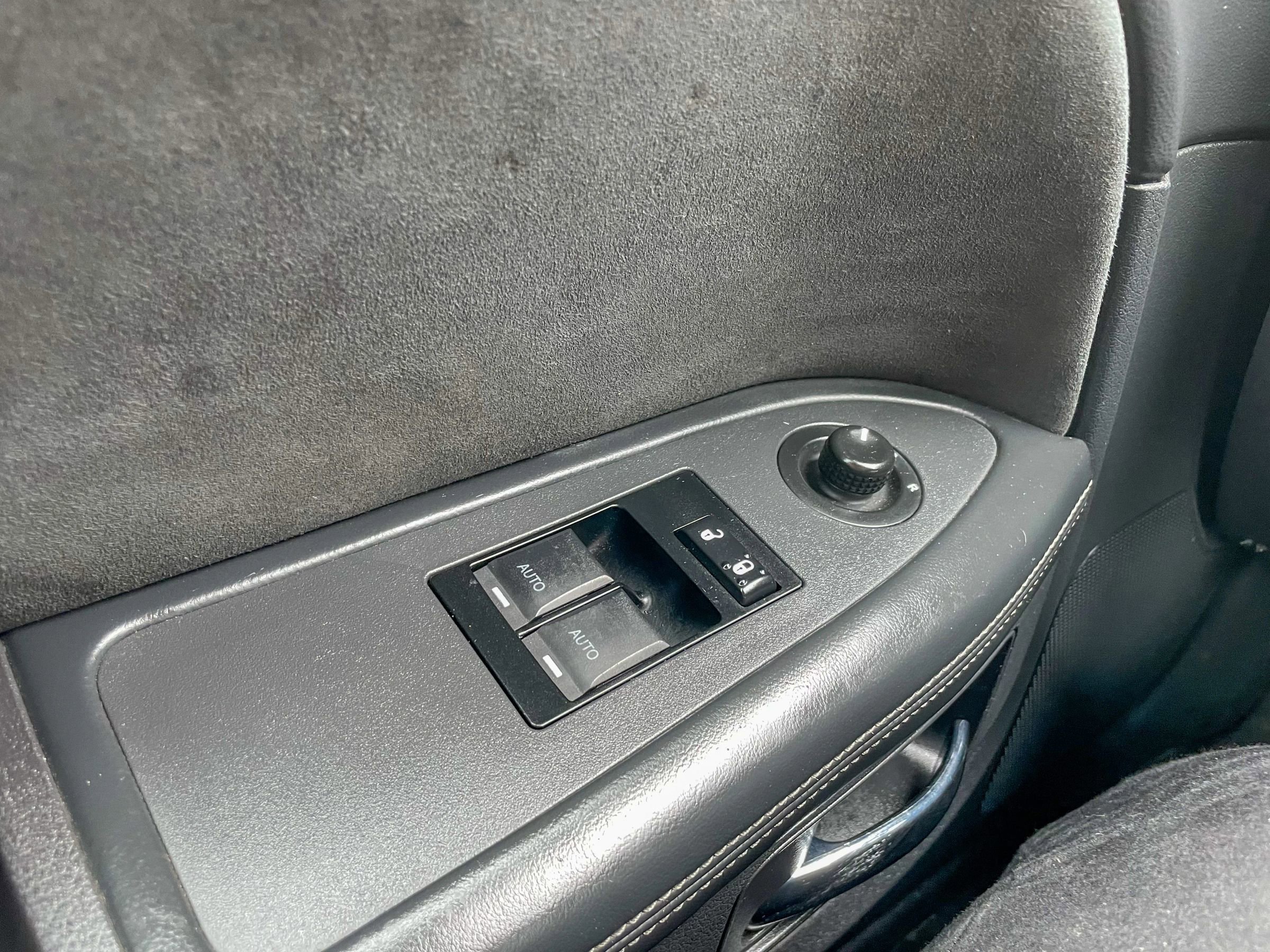 Used 2012 Dodge Challenger SRT8 image 17