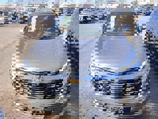 Certified 2025 Chevrolet Equinox LT image 2