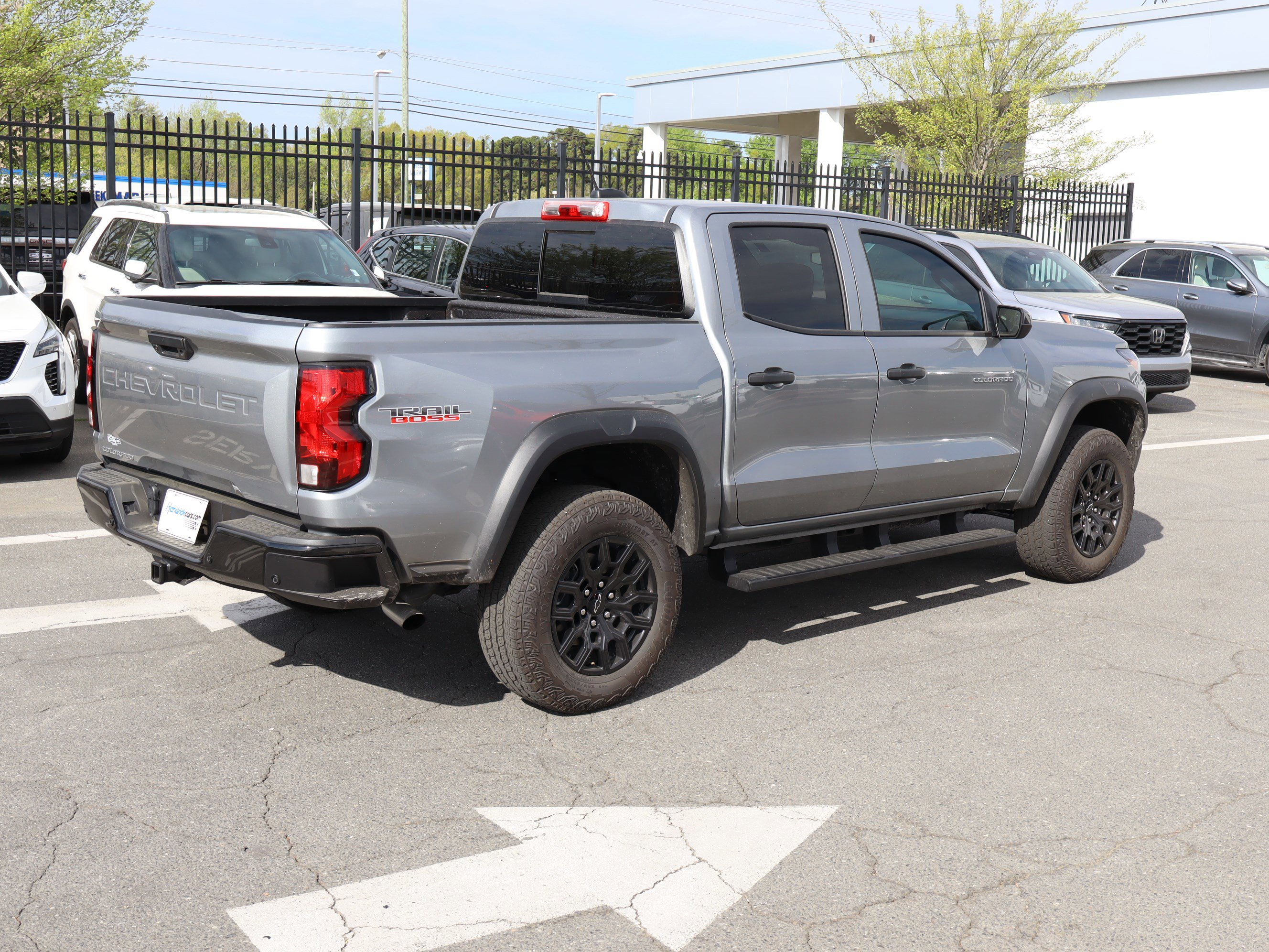 Used 2025 Chevrolet Colorado Trail Boss image 10