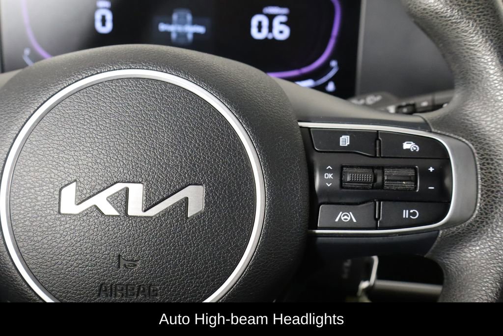 Used 2024 Kia Sportage LX image 10