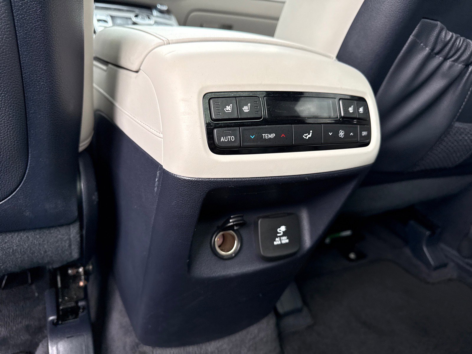 Used 2021 Hyundai Palisade Limited image 23