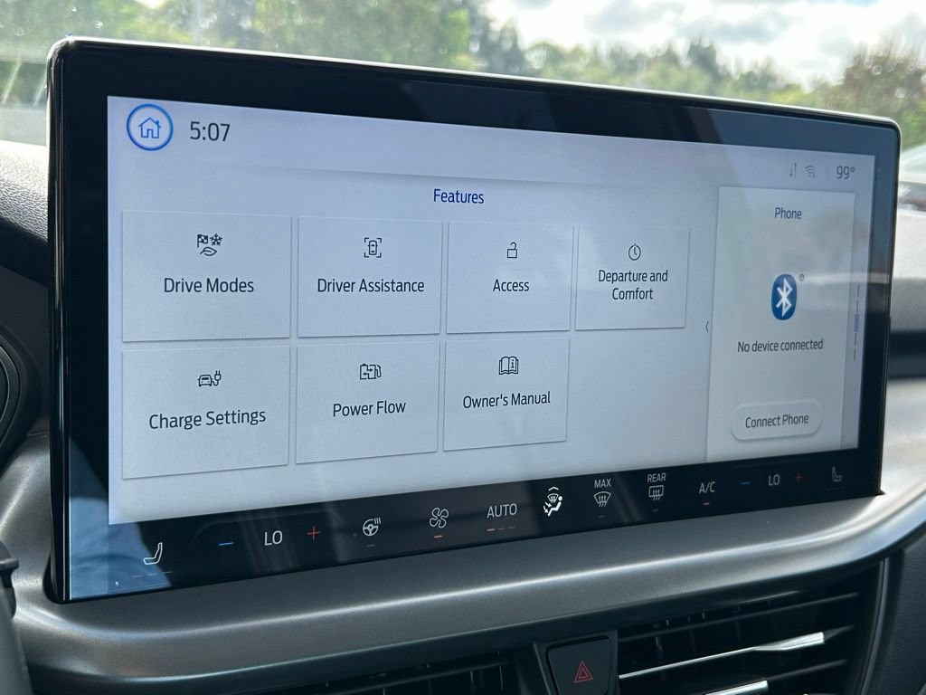 New 2023 Ford Escape SE FWD image 33
