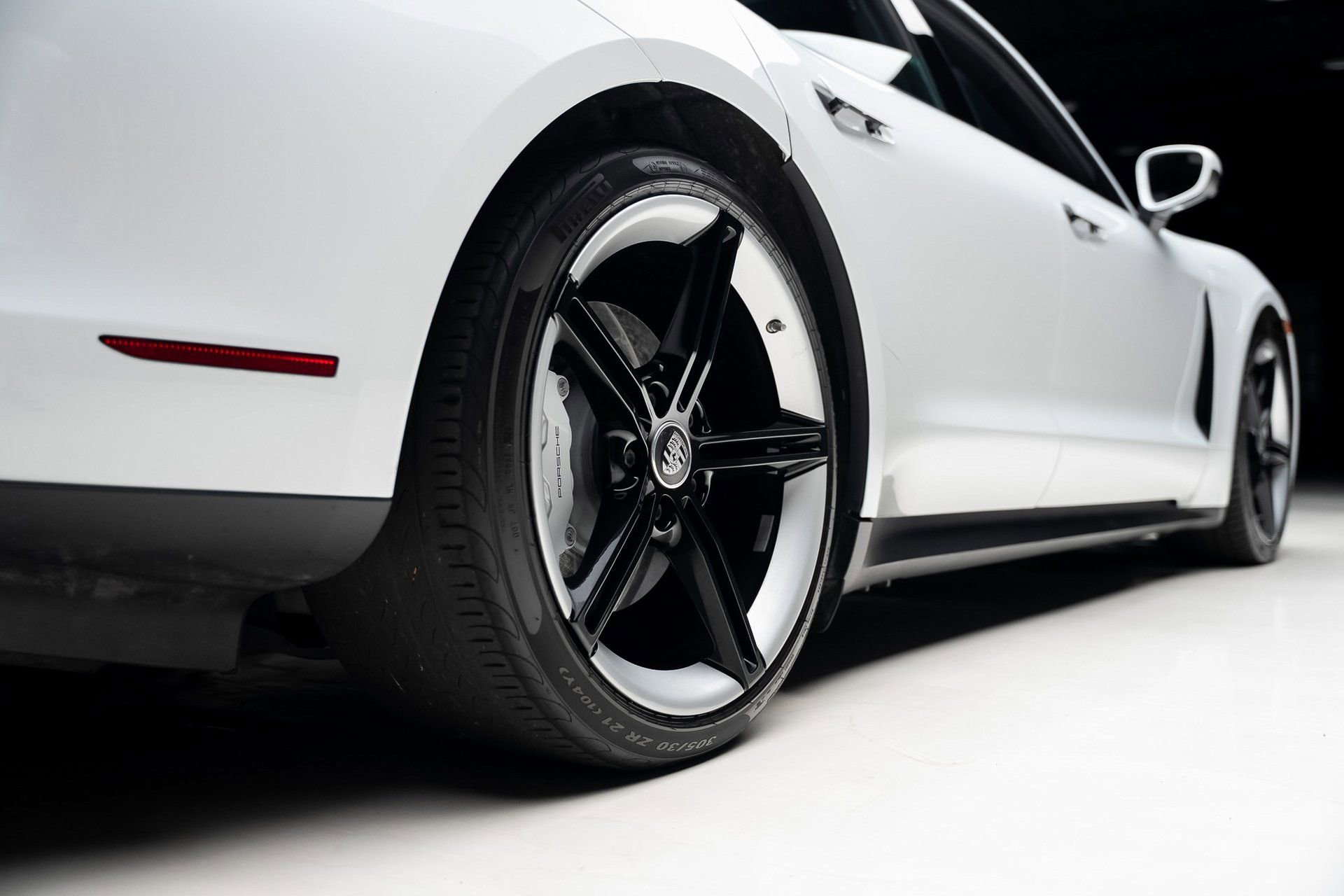 Used 2022 Porsche Taycan image 73