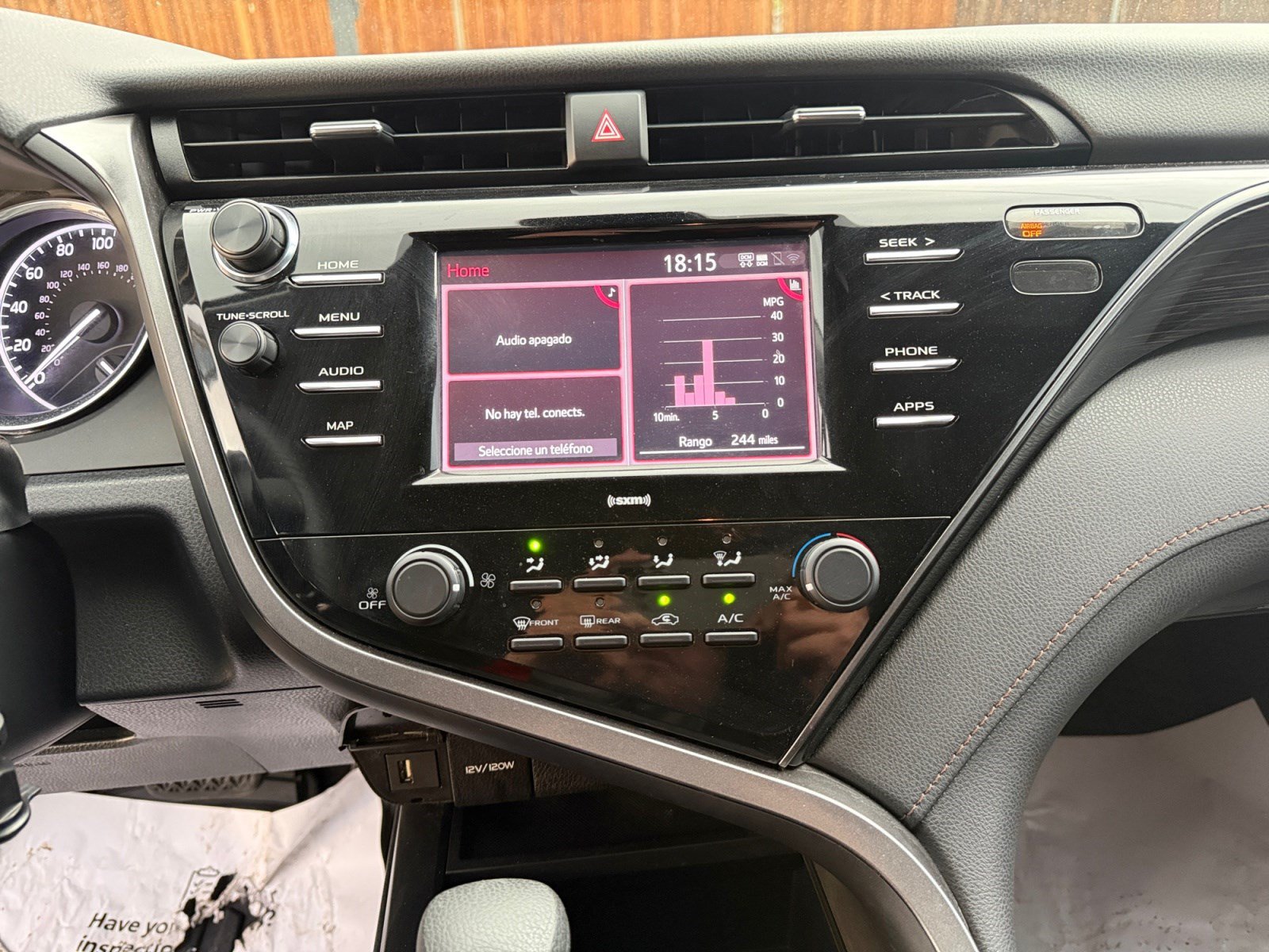 Used 2020 Toyota Camry LE w/ Carpet Mat Package FWD image 26
