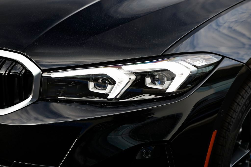 New 2026 BMW 330i Sedan w/ Premium Package image 12