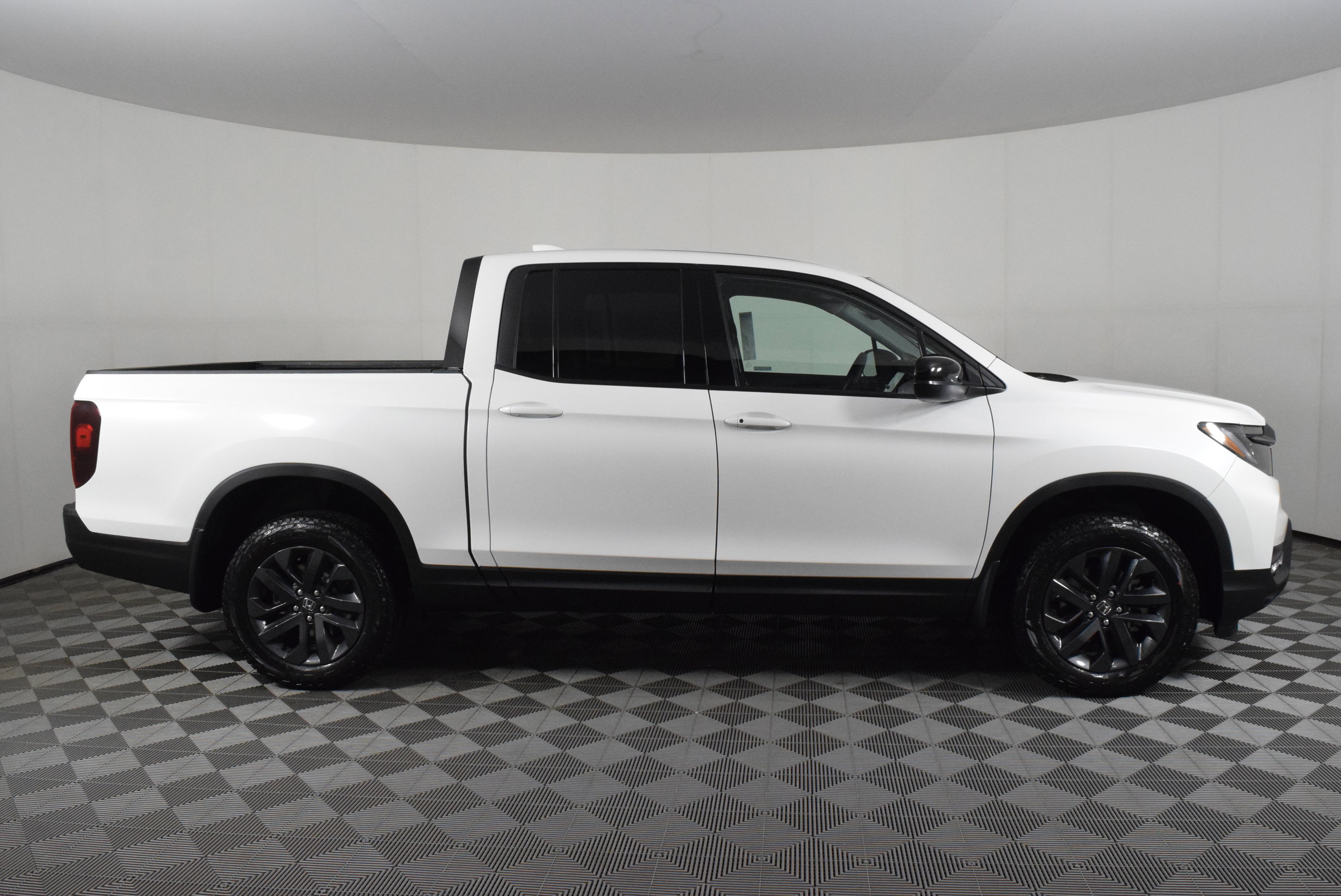 New 2026 Honda Ridgeline Sport image 5