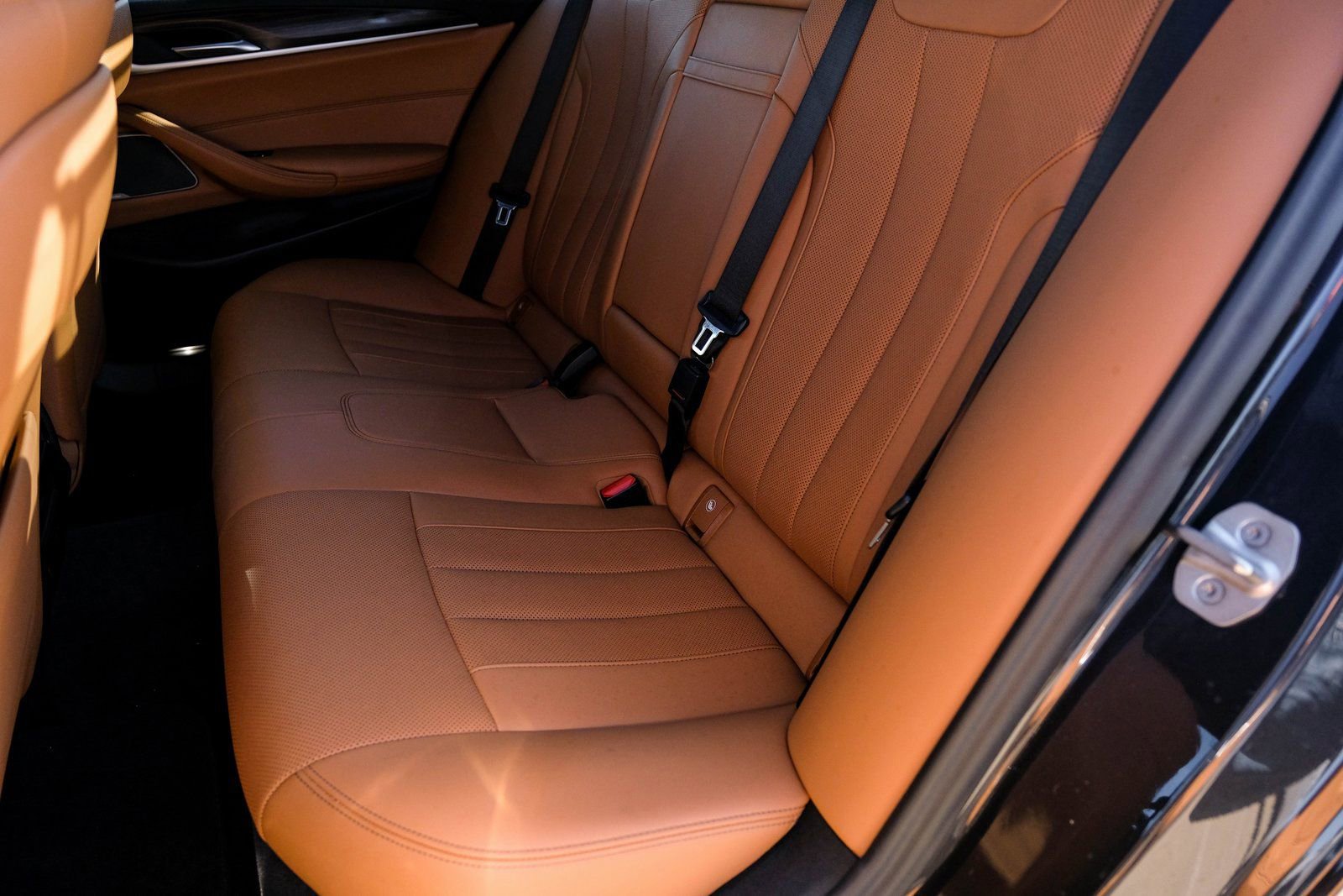 Used 2023 BMW 530i xDrive w/ Executive Package image 50