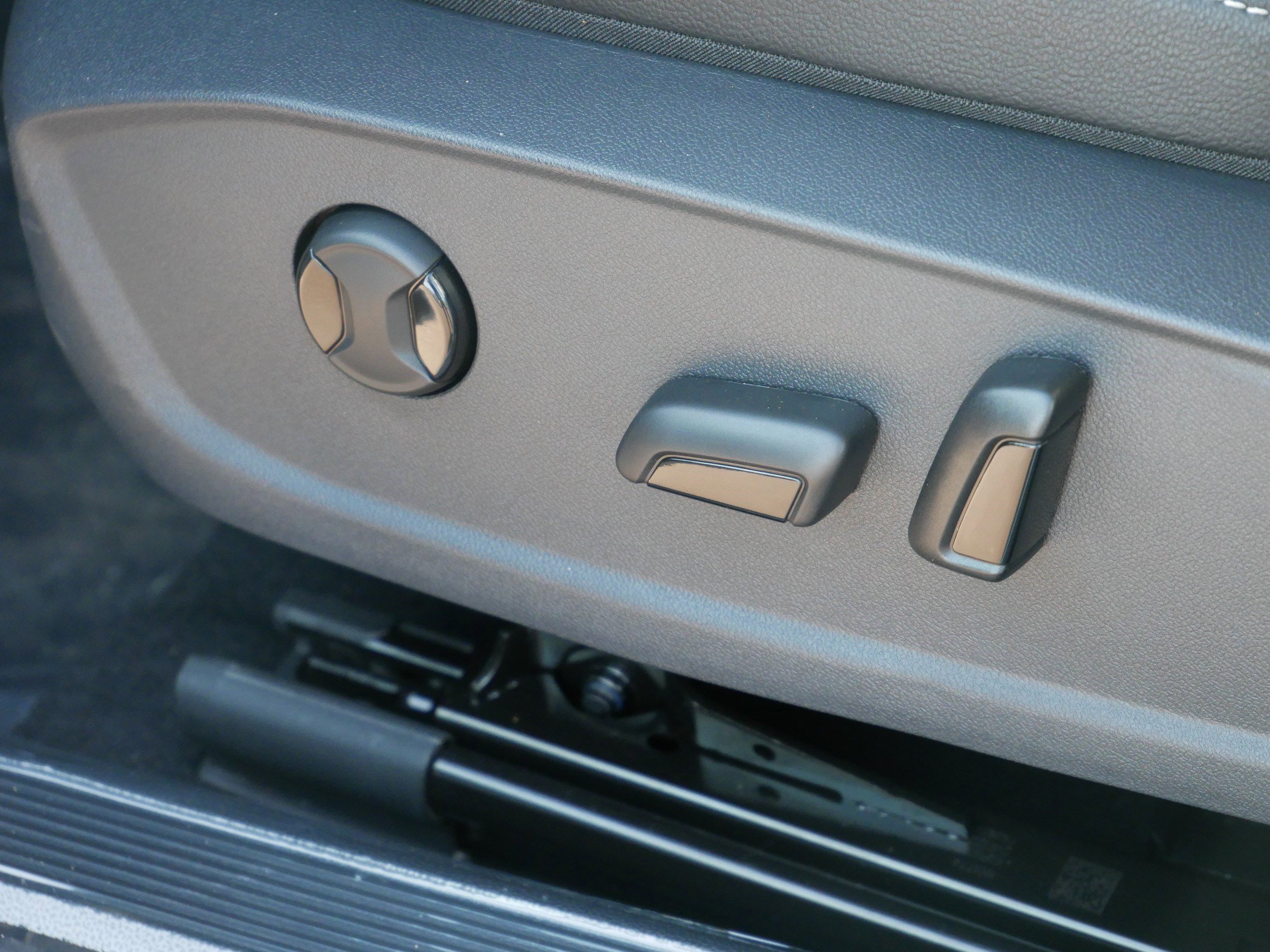 New 2026 Volkswagen Jetta SE FWD image 6