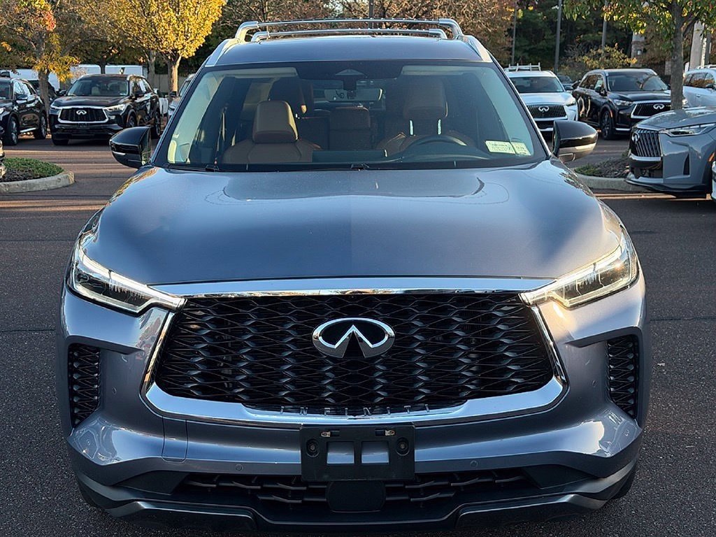 Certified 2023 INFINITI QX60 Sensory w/ Cargo Package AWD/4WD image 2