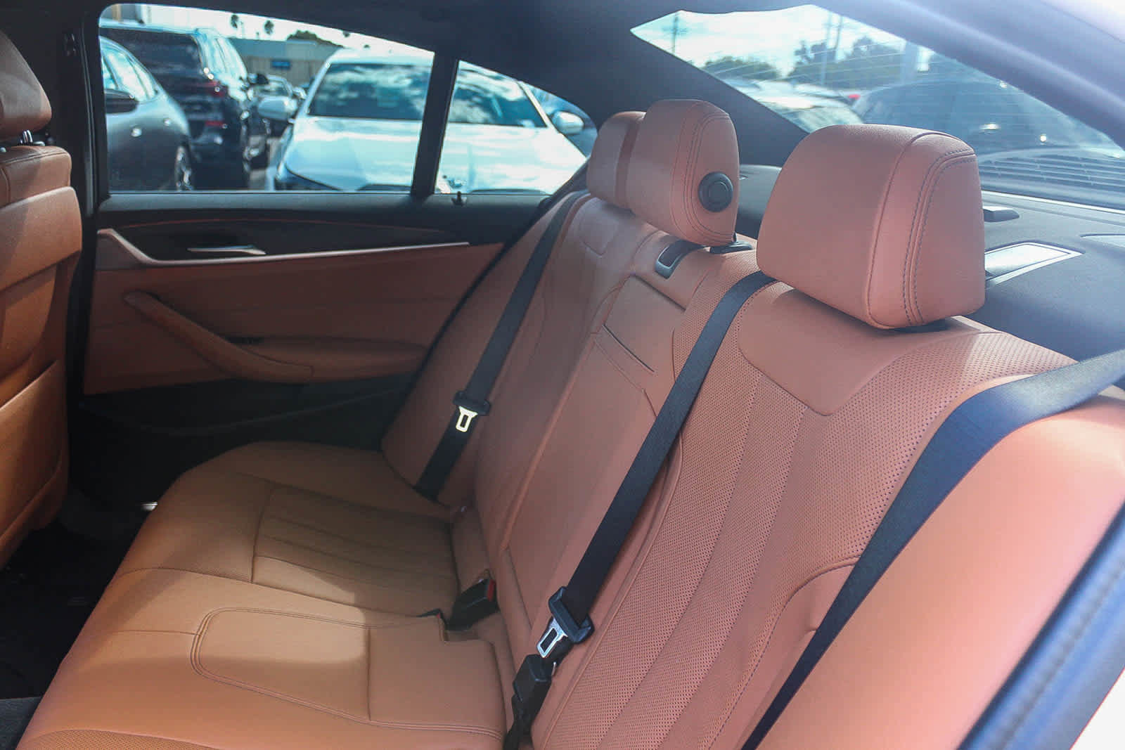 Certified 2022 BMW 530i w/ M Sport Package image 18