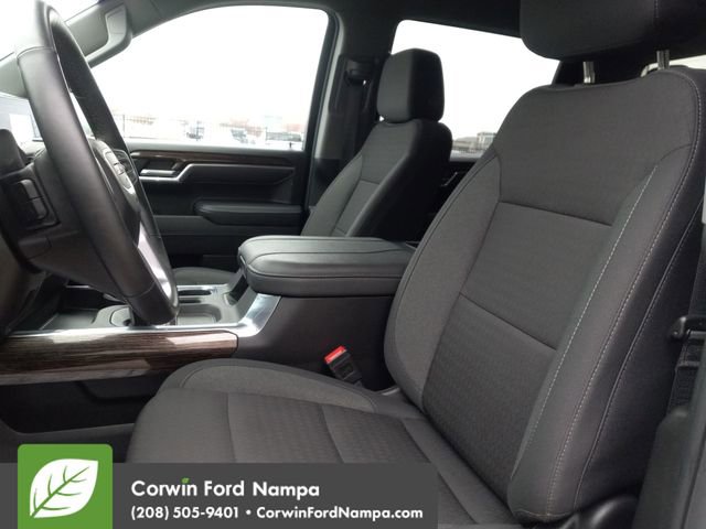 Used 2025 GMC Sierra 1500 Elevation image 24