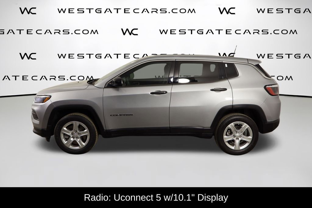 Used 2023 Jeep Compass Sport image 5