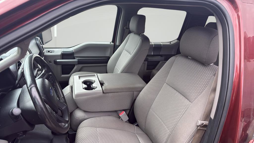 Used 2015 Ford F150 XLT w/ Equipment Group 302A Luxury AWD/4WD image 32