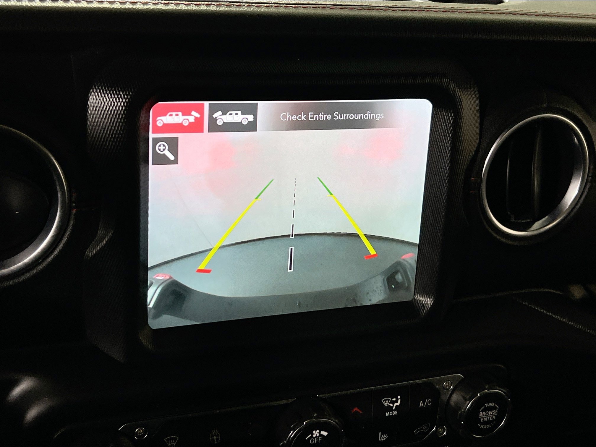 Used 2020 Jeep Gladiator Rubicon image 14