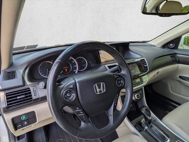 Used 2013 Honda Accord Touring image 10