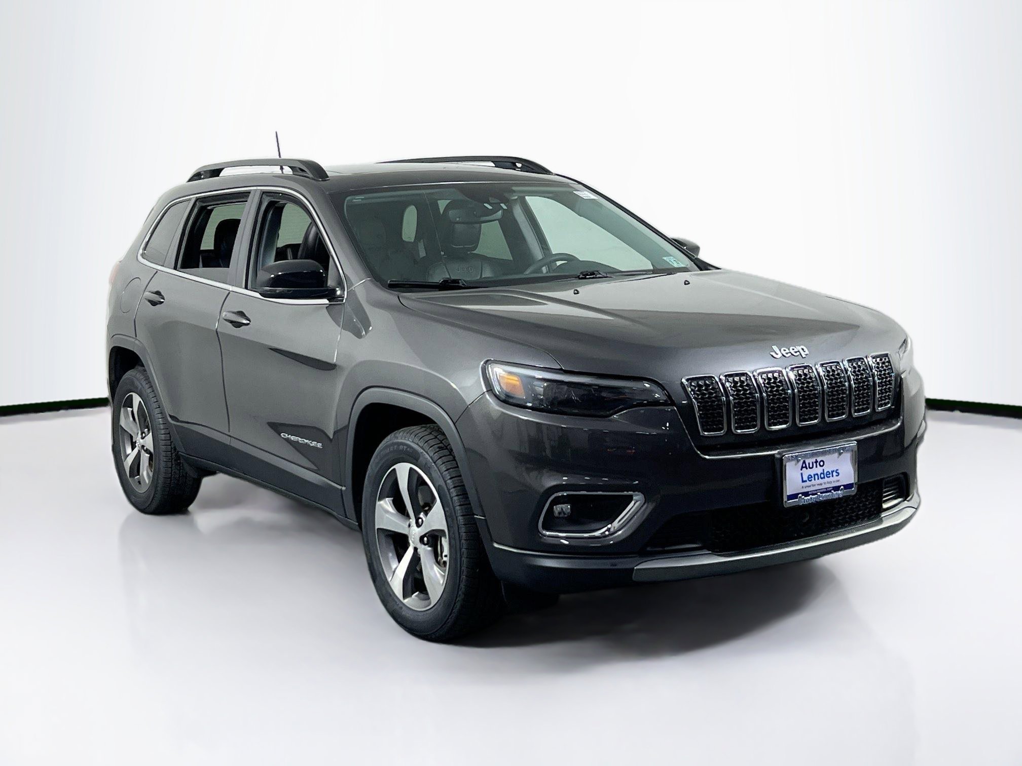 Used 2022 Jeep Cherokee Limited image 3