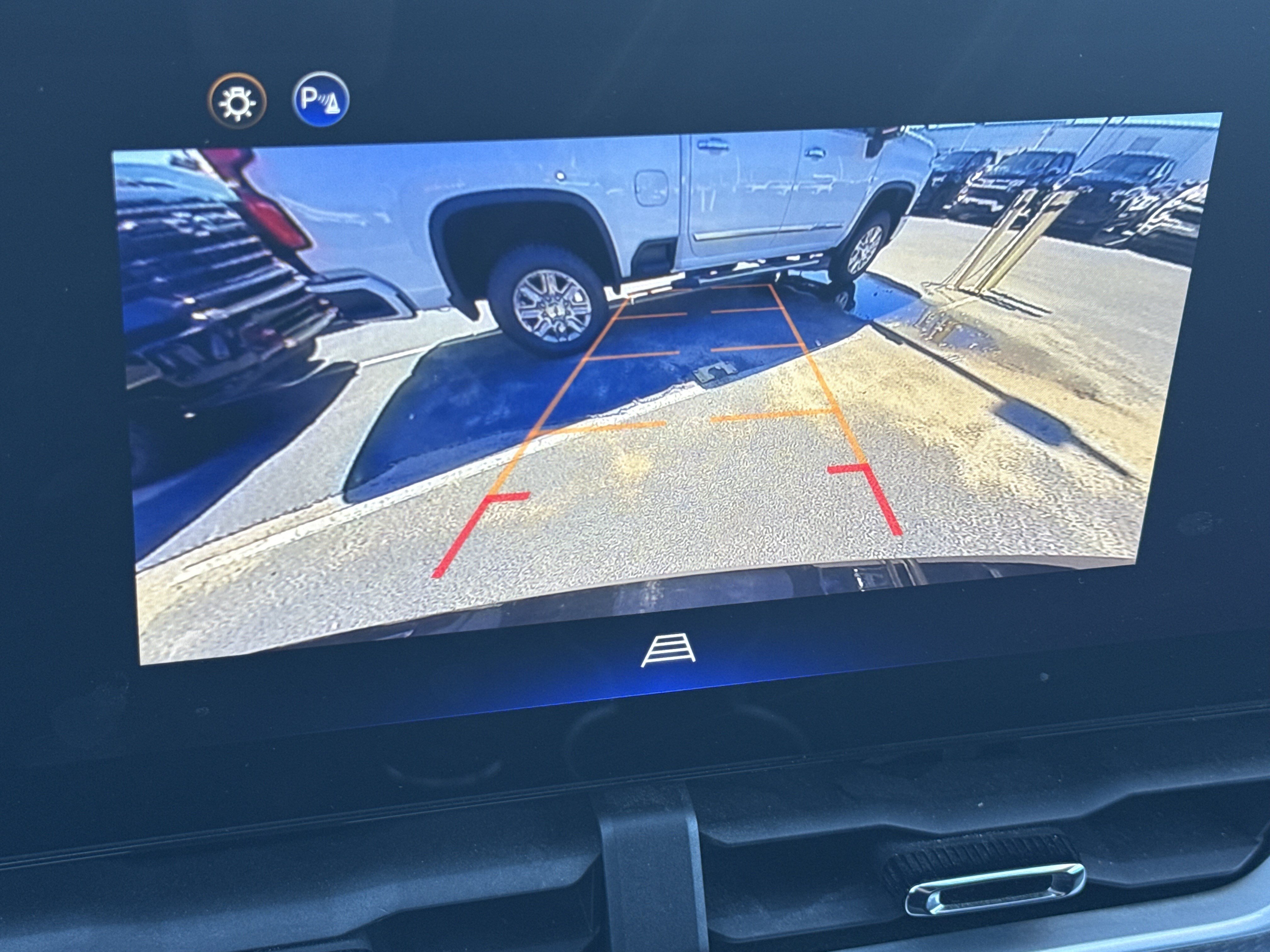 Used 2026 Chevrolet Equinox LT FWD image 25