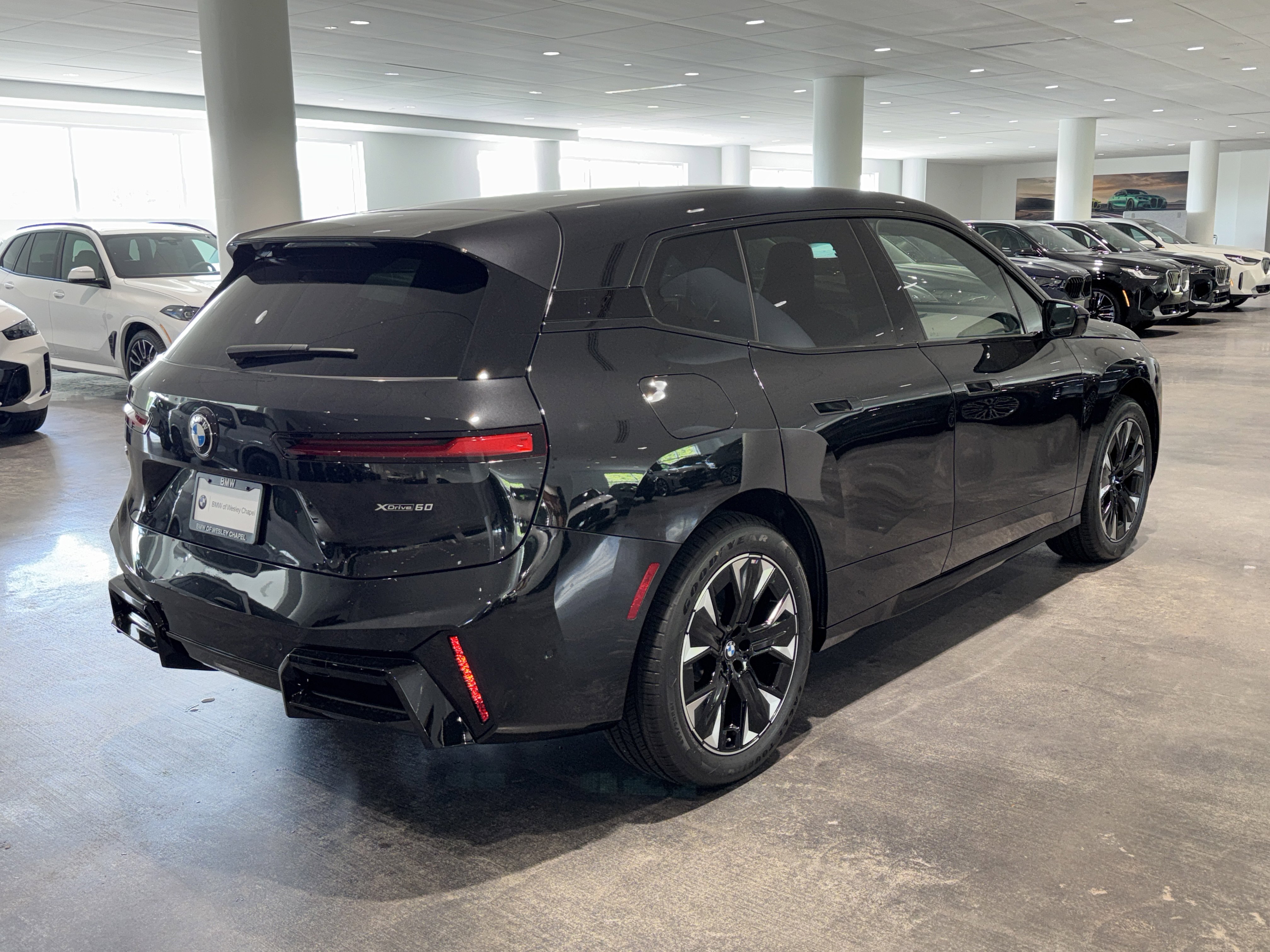 New 2026 BMW iX xDrive60 w/ M Sport Package image 7