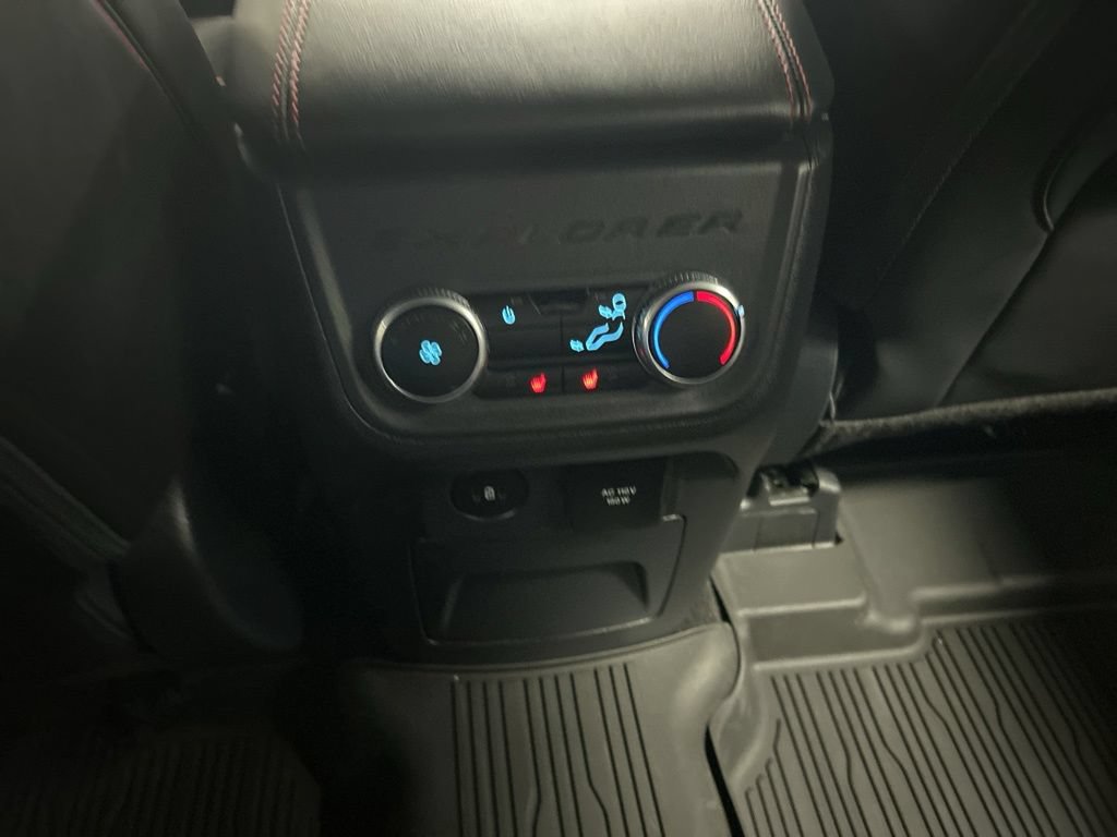 Used 2025 Ford Explorer ST AWD/4WD image 16