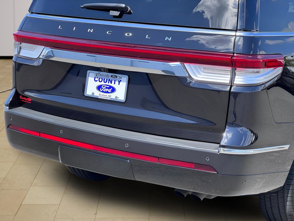 Used 2024 Lincoln Navigator Reserve image 48