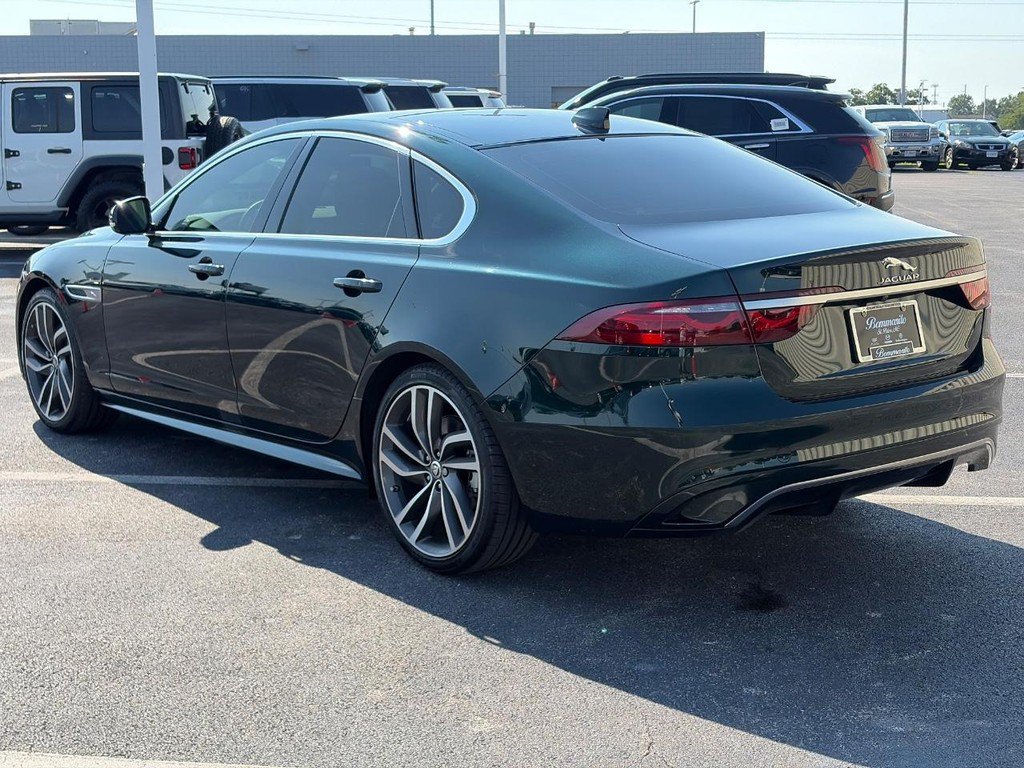 Used 2024 Jaguar XF R-Dynamic SE AWD/4WD image 8