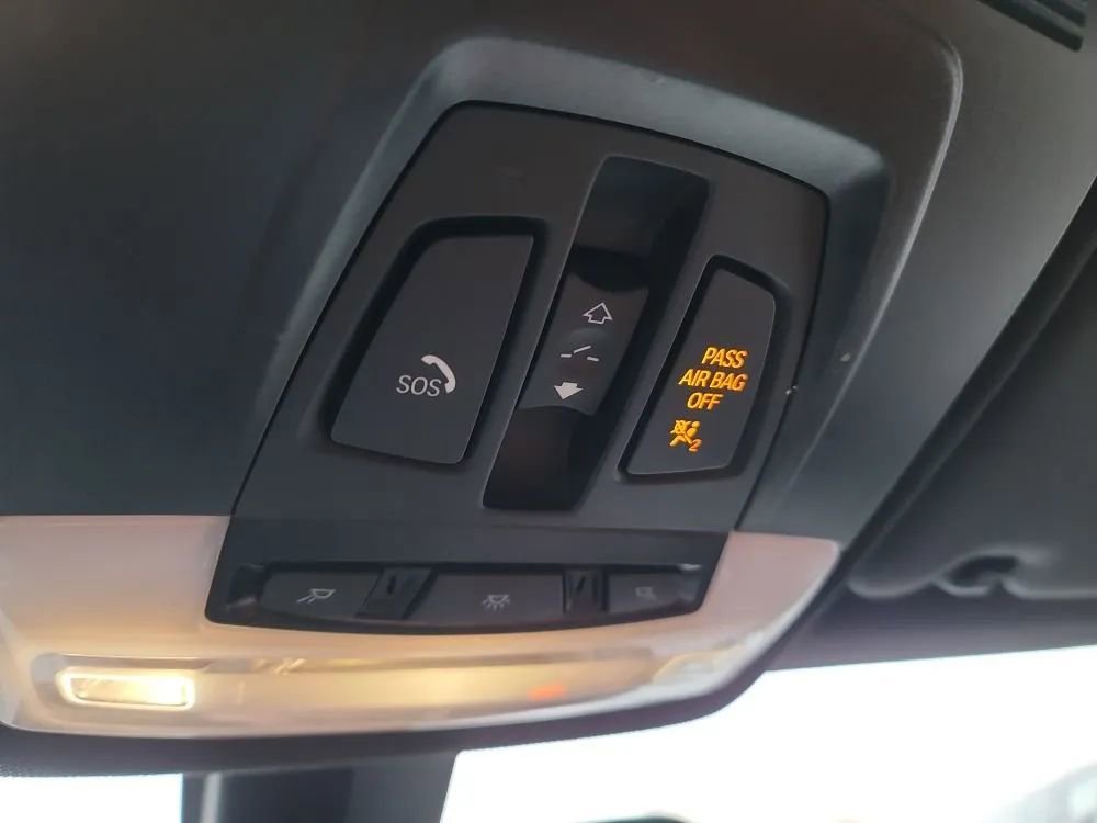 Used 2017 BMW 340i xDrive 340i xDrive Sedan 4D image 21