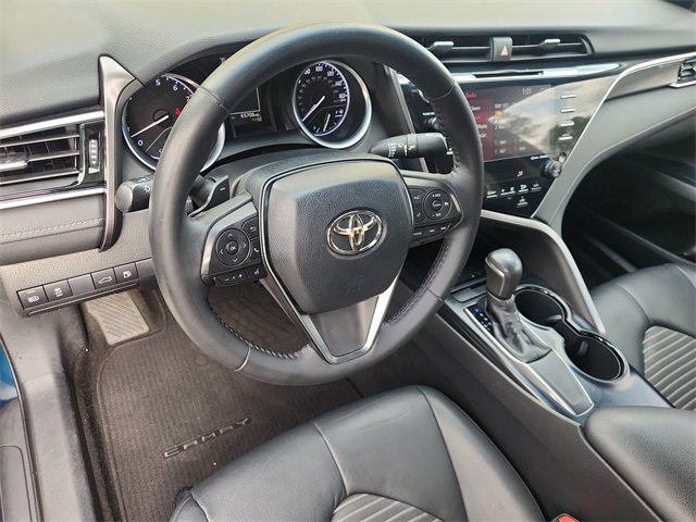 Used 2018 Toyota Camry L image 10