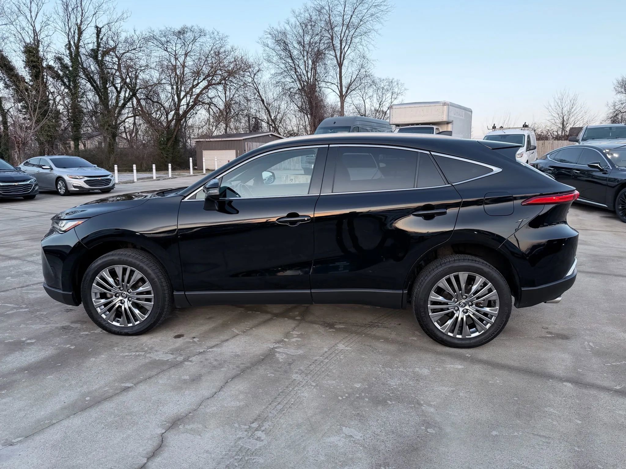 Used 2023 Toyota Venza XLE AWD/4WD image 71