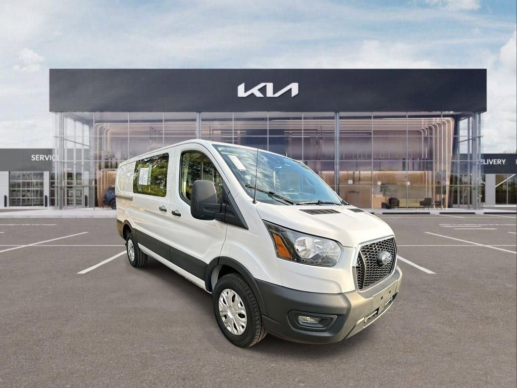 Used 2024 Ford Transit 250 Low Roof w/ Exterior Upgrade Package image 2