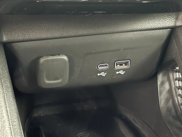 Used 2025 Chevrolet TrailBlazer ACTIV w/ Convenience Package FWD image 35