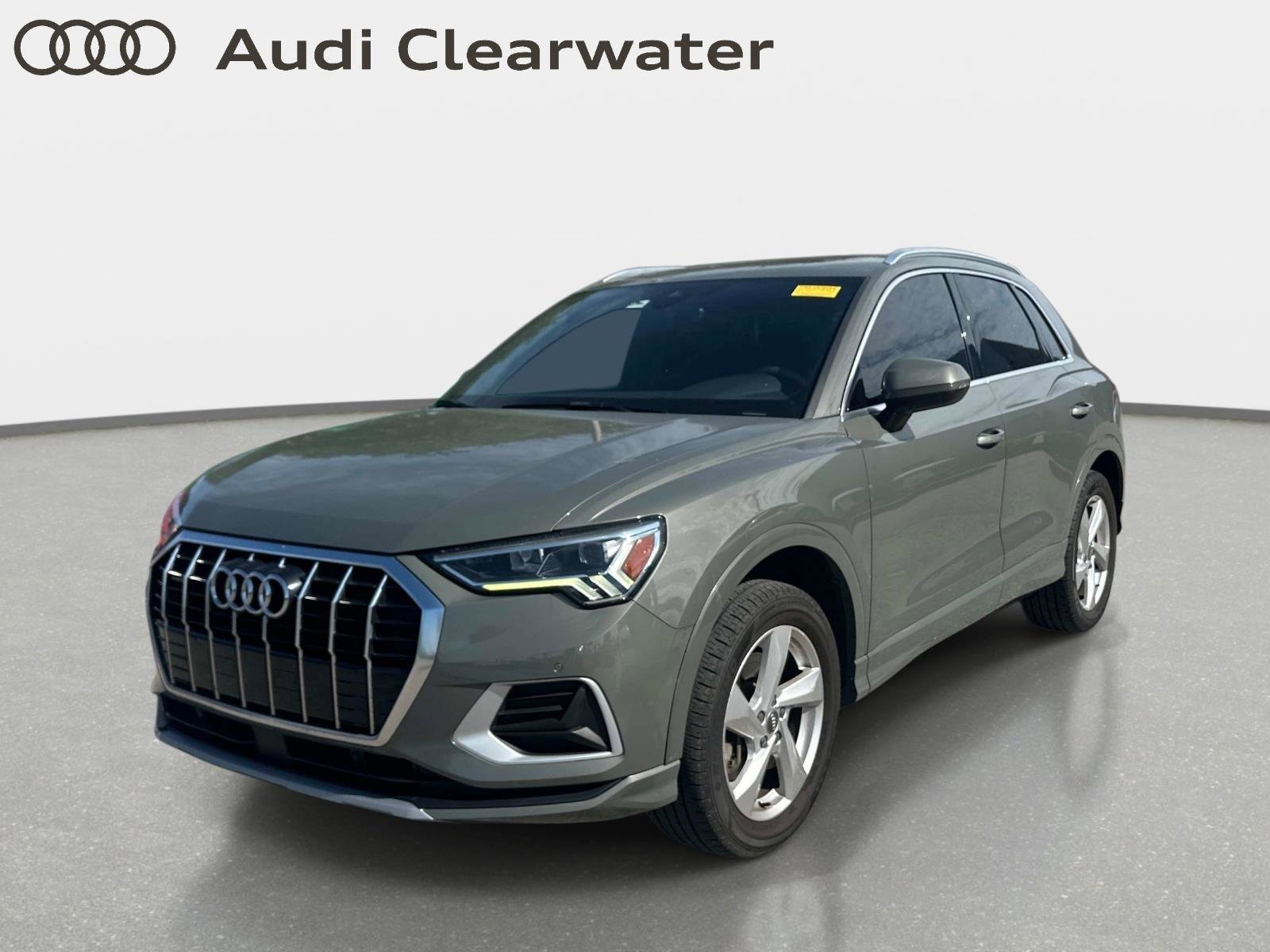 Used 2020 Audi Q3 2.0T Premium Plus w/ Premium Plus Package AWD/4WD image 1