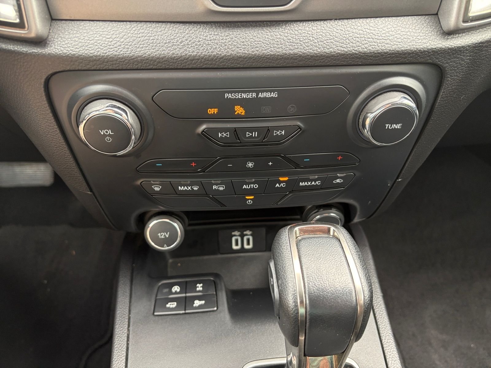 Used 2020 Ford Ranger XLT w/ Equipment Group 301A Mid RWD image 28