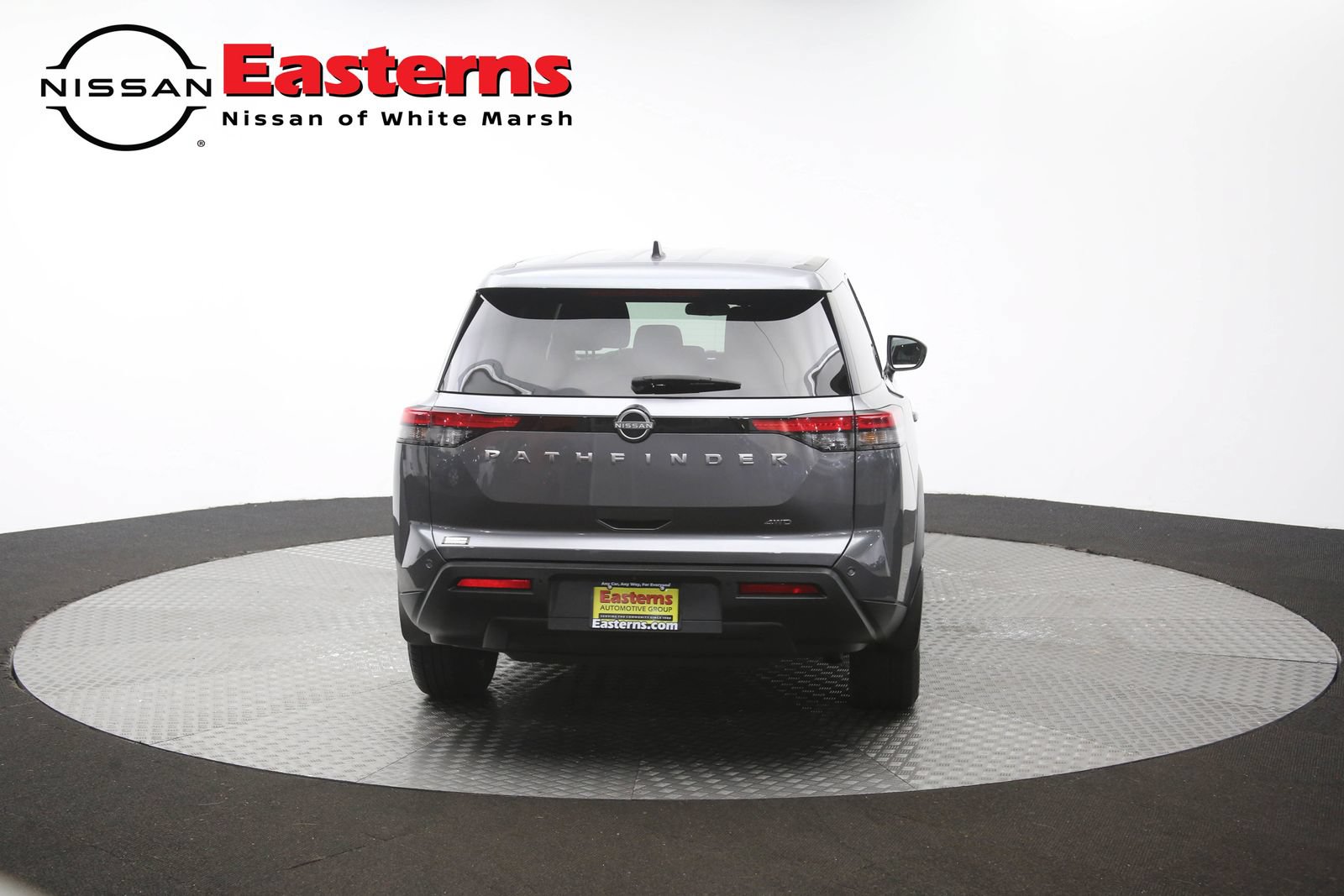 Used 2023 Nissan Pathfinder S AWD/4WD image 36