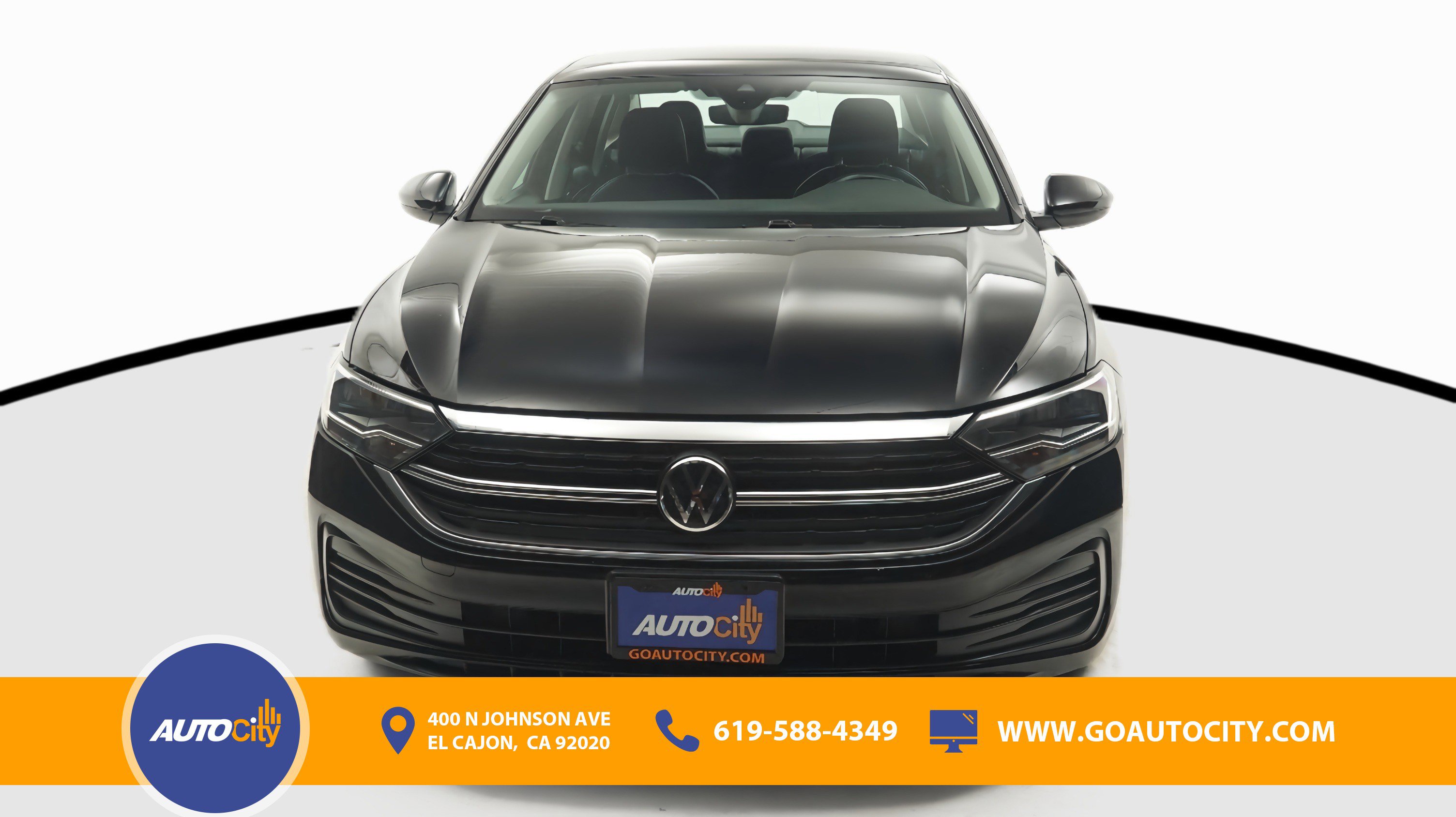 Used 2024 Volkswagen Jetta SE image 4