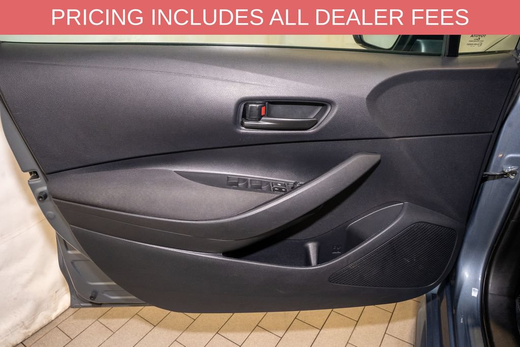 Used 2024 Toyota Corolla LE FWD image 11