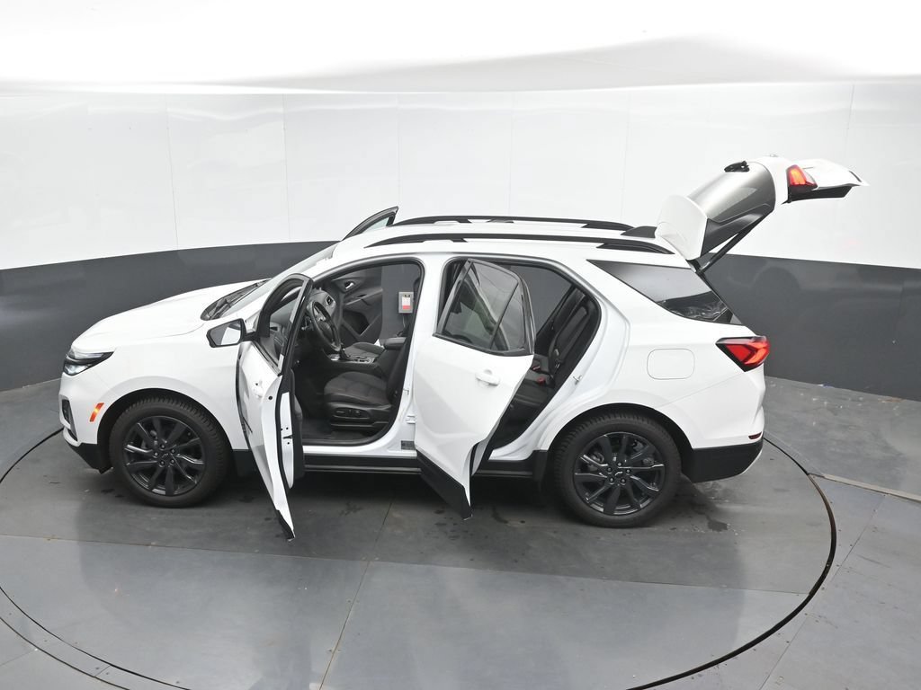 Used 2024 Chevrolet Equinox RS FWD image 51