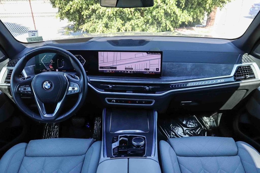 Used 2026 BMW X5 sDrive40i w/ Premium Package RWD image 14