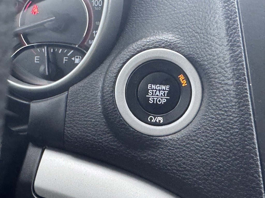 Used 2017 Dodge Journey SE image 6