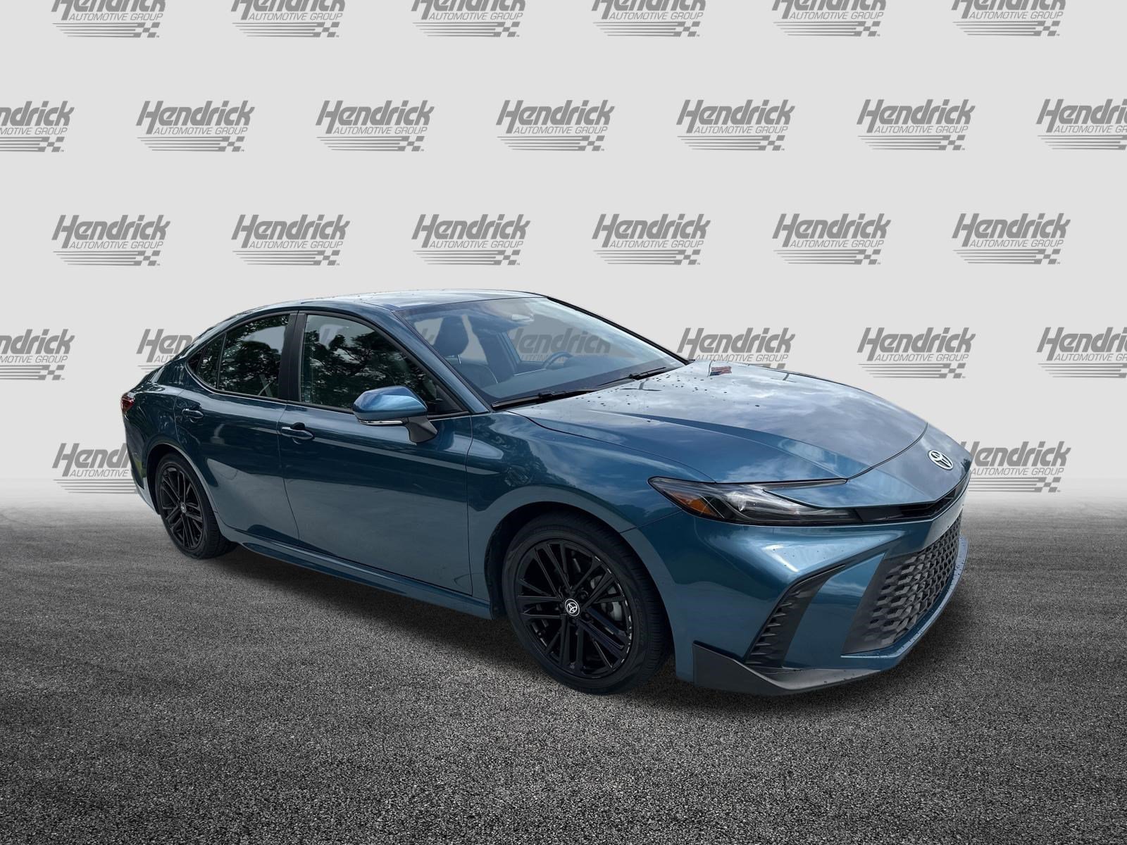 Certified 2025 Toyota Camry SE FWD video 2