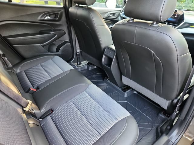 Used 2024 Chevrolet Trax LT w/ Driver Confidence Package FWD image 29