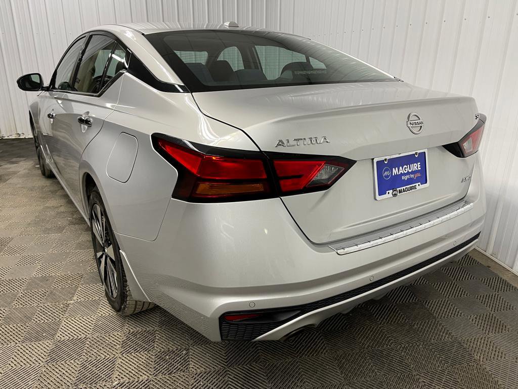 Used 2019 Nissan Altima 2.5 SV image 9